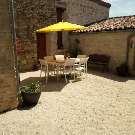 Chambre A La Campagne - Charente La Rochette  Exterior photo